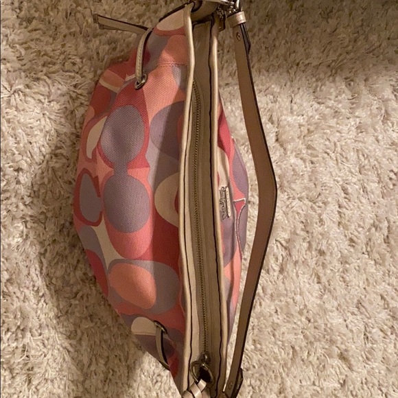 Coach purse - Picture 6 of 8